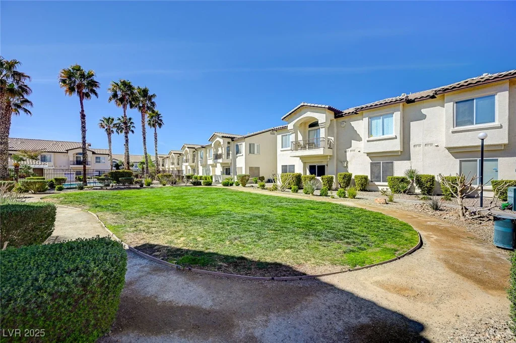 4910 Black Bear, Las Vegas, NV 89149