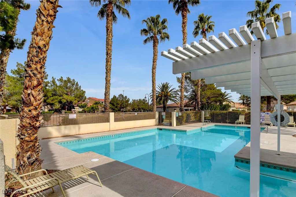4910 Black Bear, Las Vegas, NV 89149