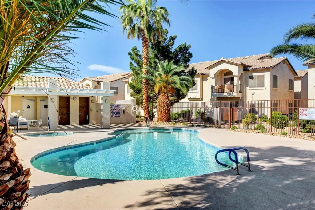 4910 Black Bear, Las Vegas, NV 89149