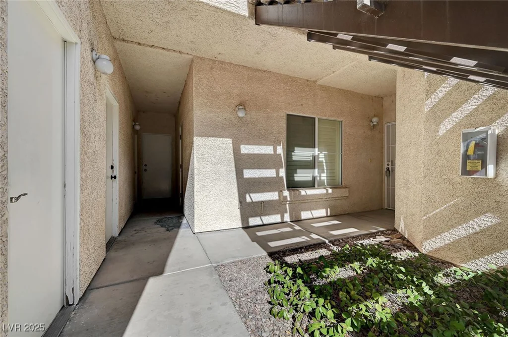 4910 Black Bear, Las Vegas, NV 89149