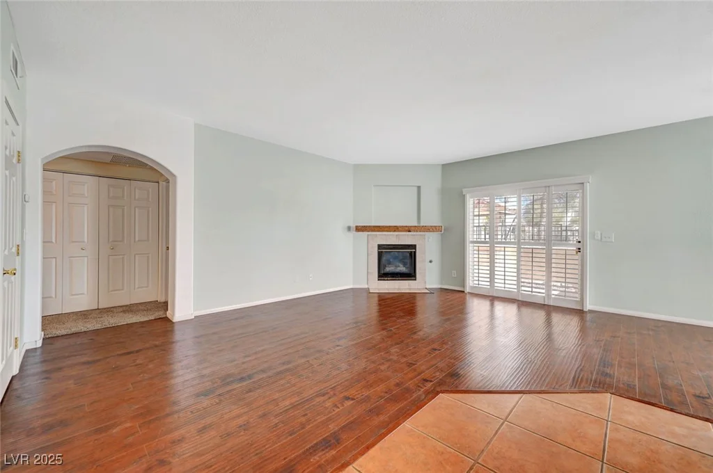 4910 Black Bear, Las Vegas, NV 89149