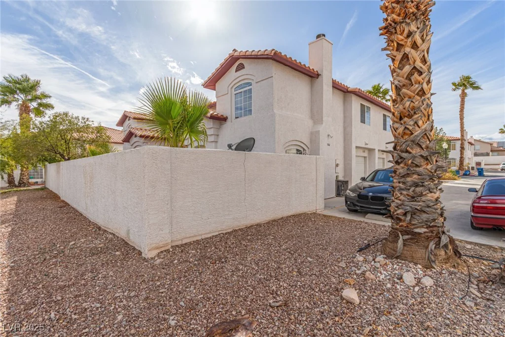 3866 Starfield, Las Vegas, NV 89147