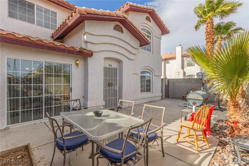 3866 Starfield, Las Vegas, NV 89147