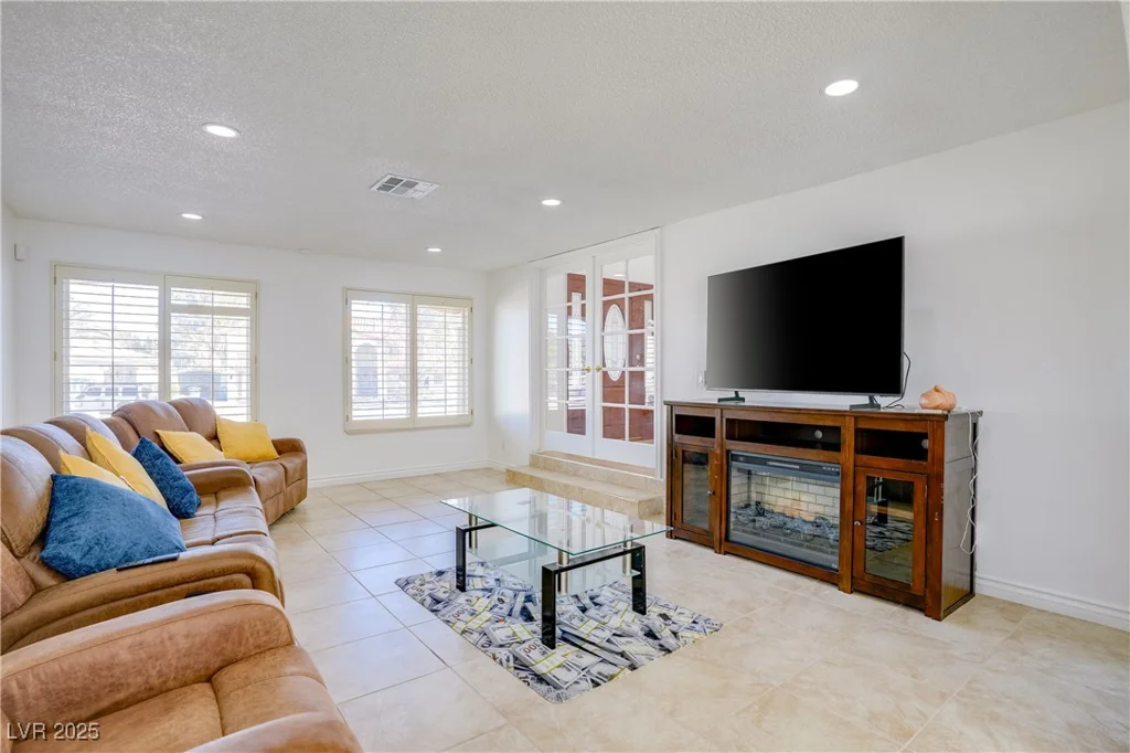 3431 Iberia, Las Vegas, NV 89146