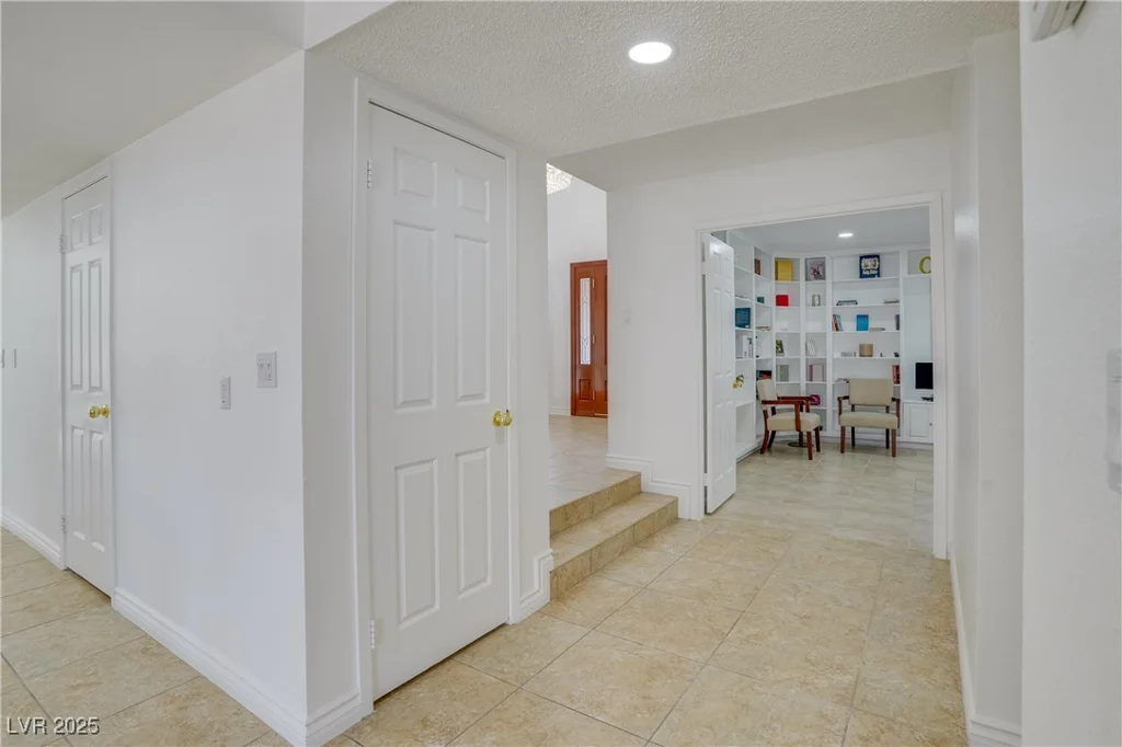 3431 Iberia, Las Vegas, NV 89146