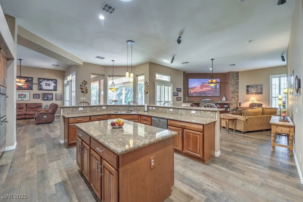 7301 BUTTONS RIDGE, Las Vegas, NV 89131