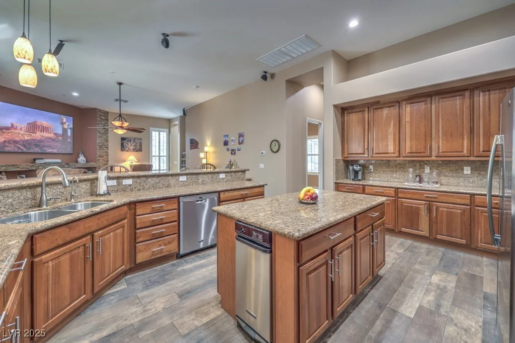 7301 BUTTONS RIDGE, Las Vegas, NV 89131