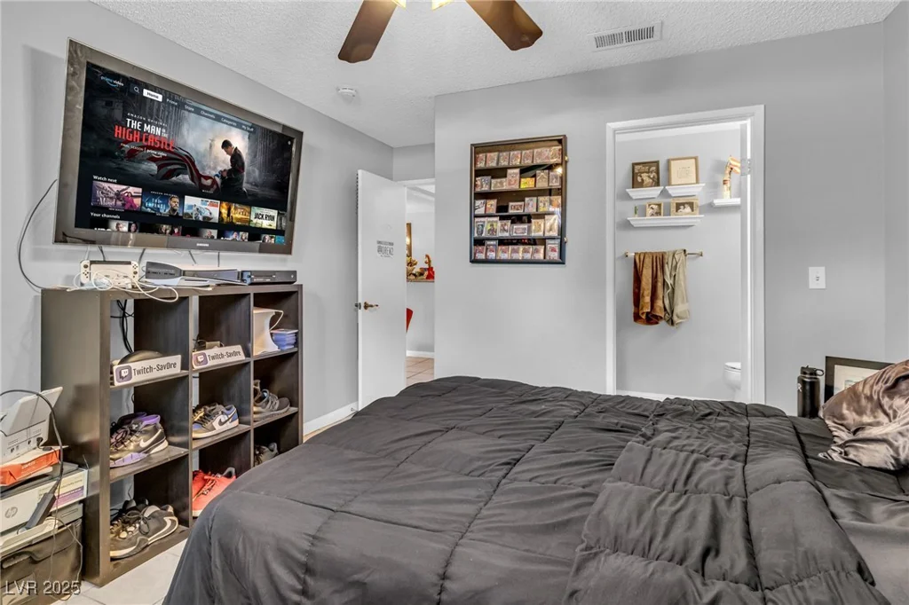 2200 Fort Apache, Las Vegas, NV 89117