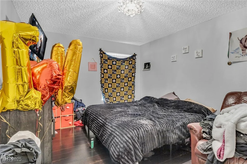 2200 Fort Apache, Las Vegas, NV 89117