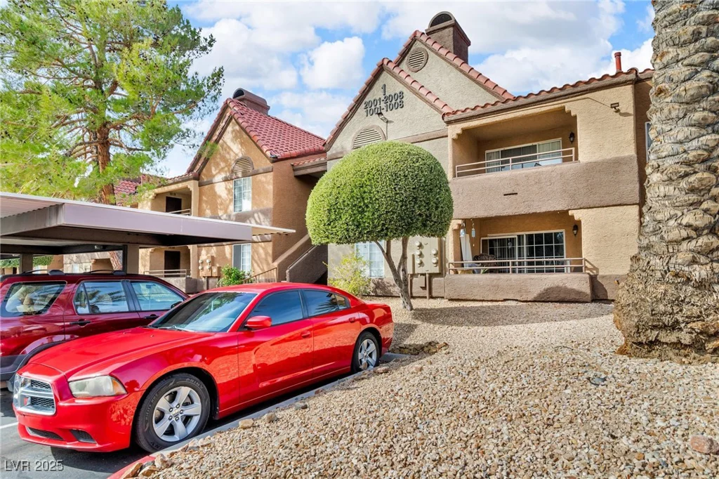 2200 Fort Apache, Las Vegas, NV 89117