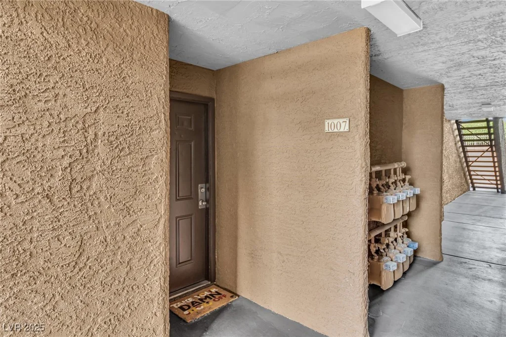 2200 Fort Apache, Las Vegas, NV 89117