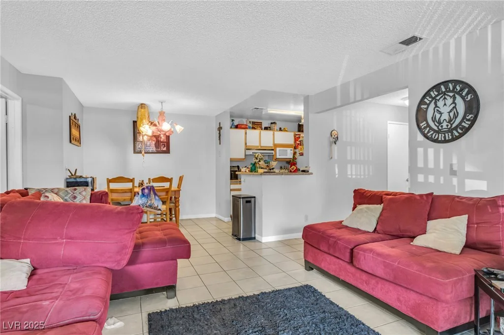 2200 Fort Apache, Las Vegas, NV 89117