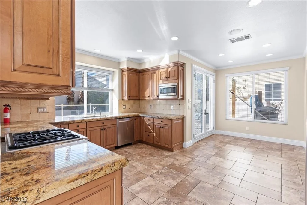 3101 Villa Colonade, Las Vegas, NV 89128