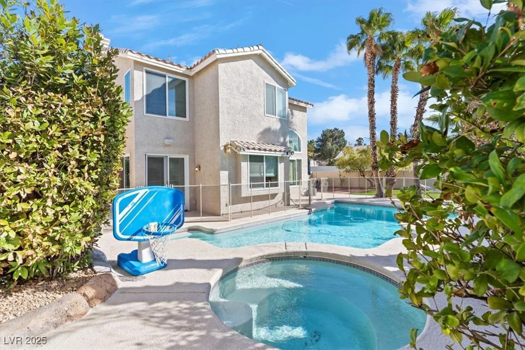 3101 Villa Colonade, Las Vegas, NV 89128