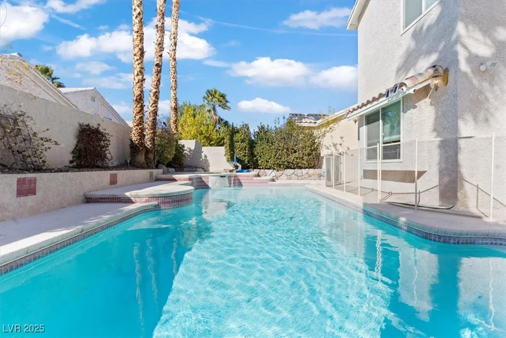3101 Villa Colonade, Las Vegas, NV 89128