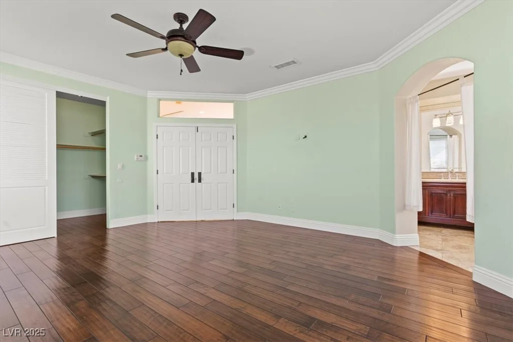 3101 Villa Colonade, Las Vegas, NV 89128