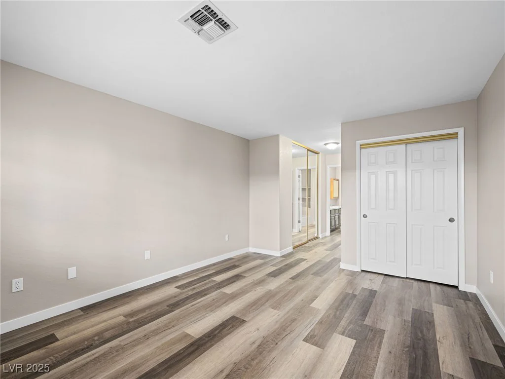 2851 Valley View, Las Vegas, NV 89102