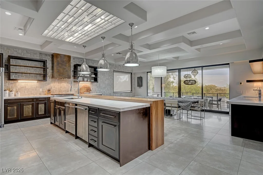 1704 Tangiers, Henderson, NV 89012