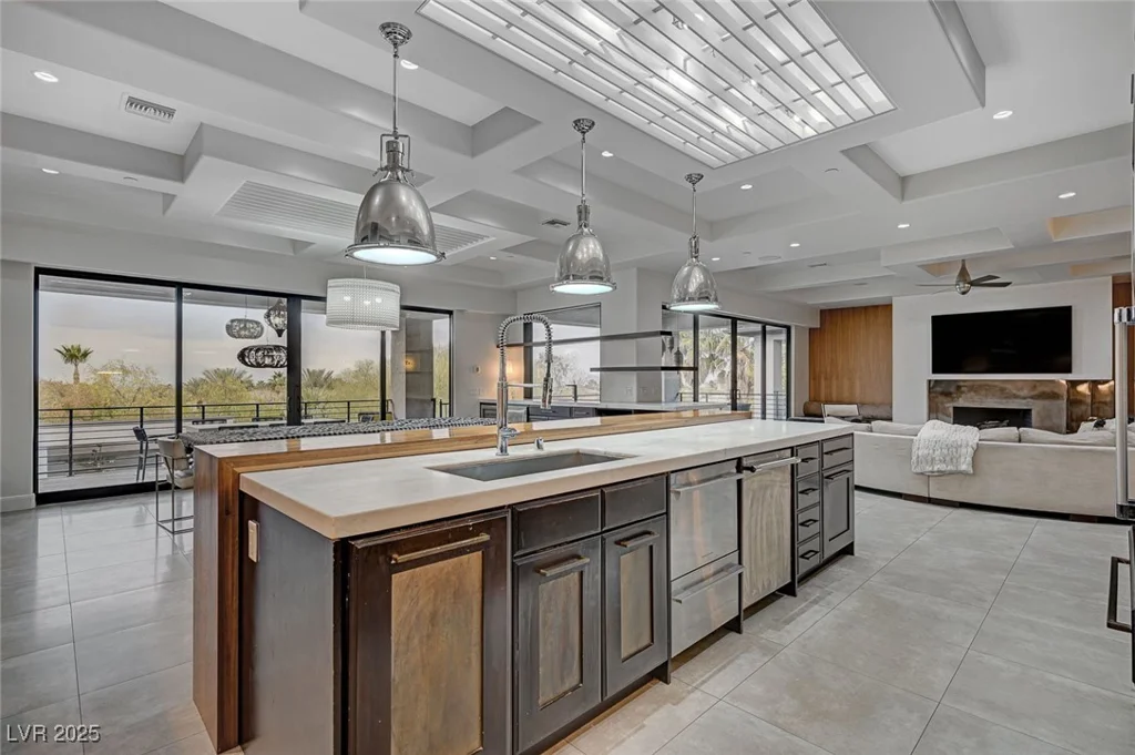 1704 Tangiers, Henderson, NV 89012