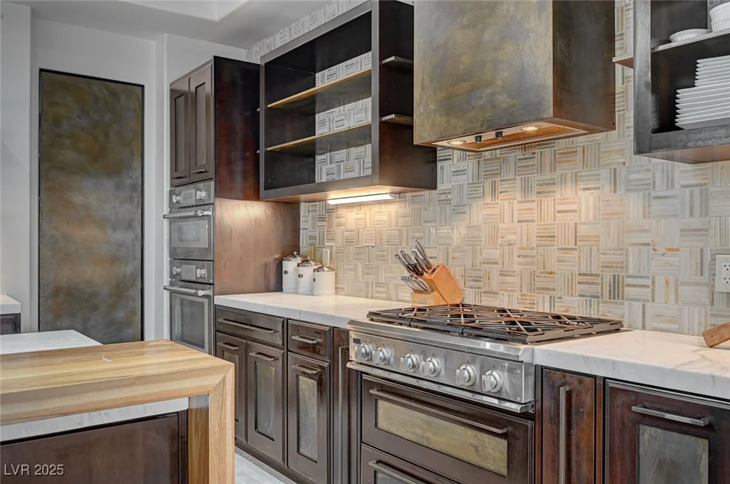 1704 Tangiers, Henderson, NV 89012