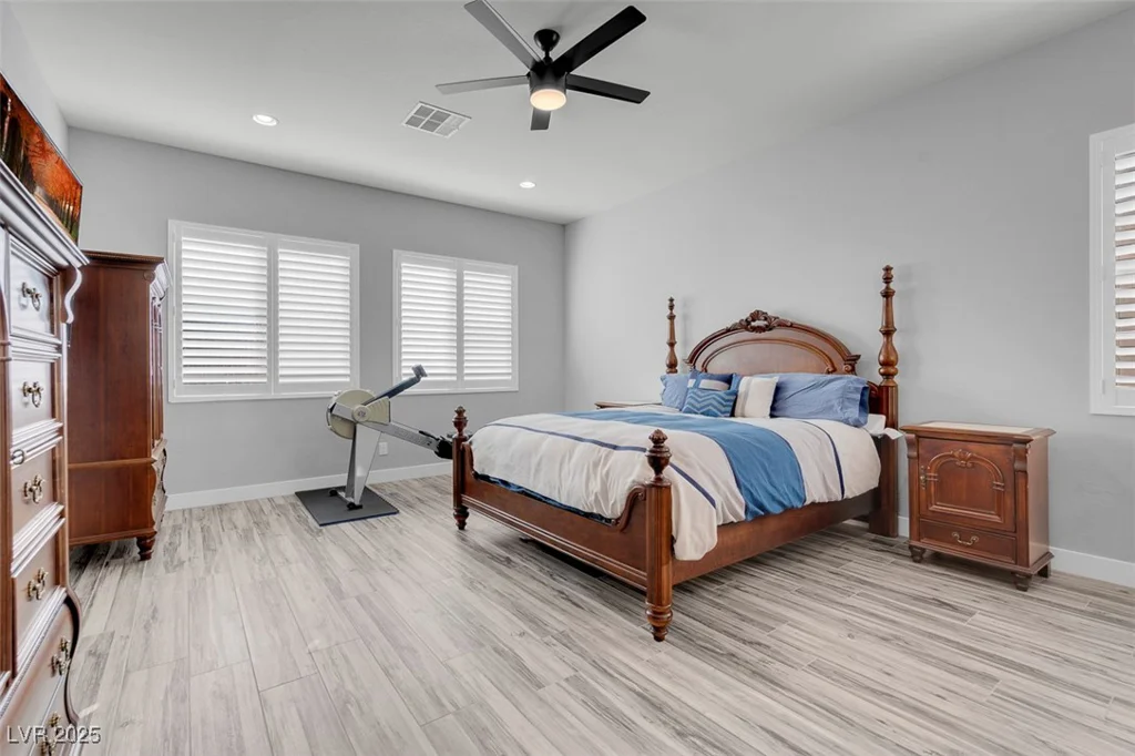 351 Dandelion Brook Ct, Las Vegas, NV 89148