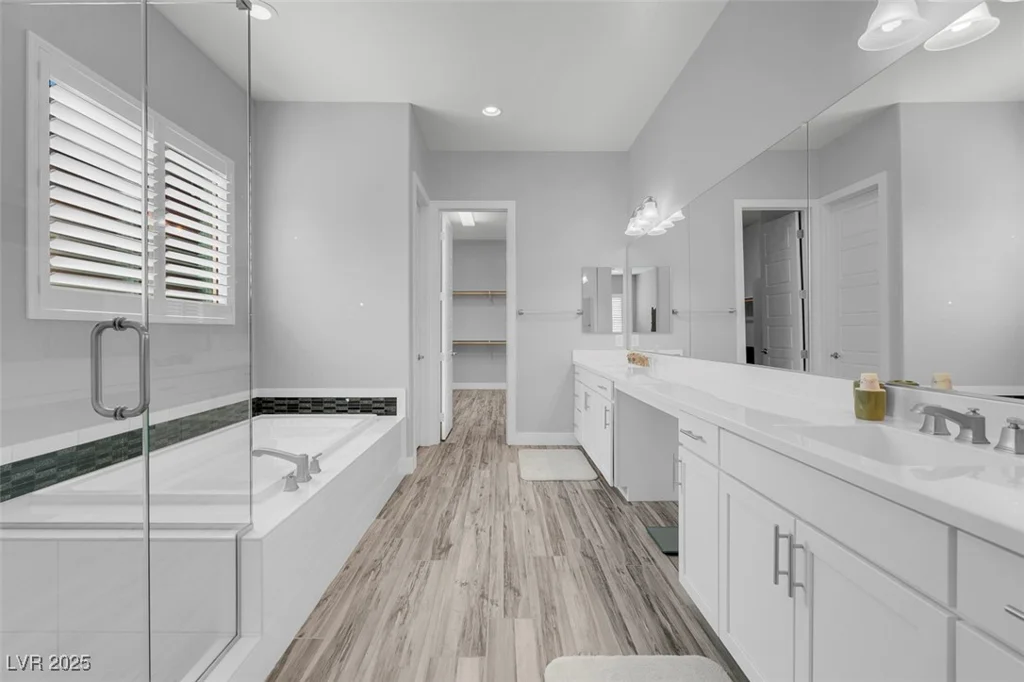 351 Dandelion Brook Ct, Las Vegas, NV 89148