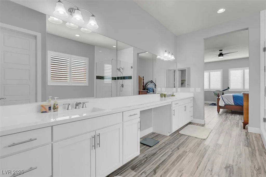 351 Dandelion Brook Ct, Las Vegas, NV 89148