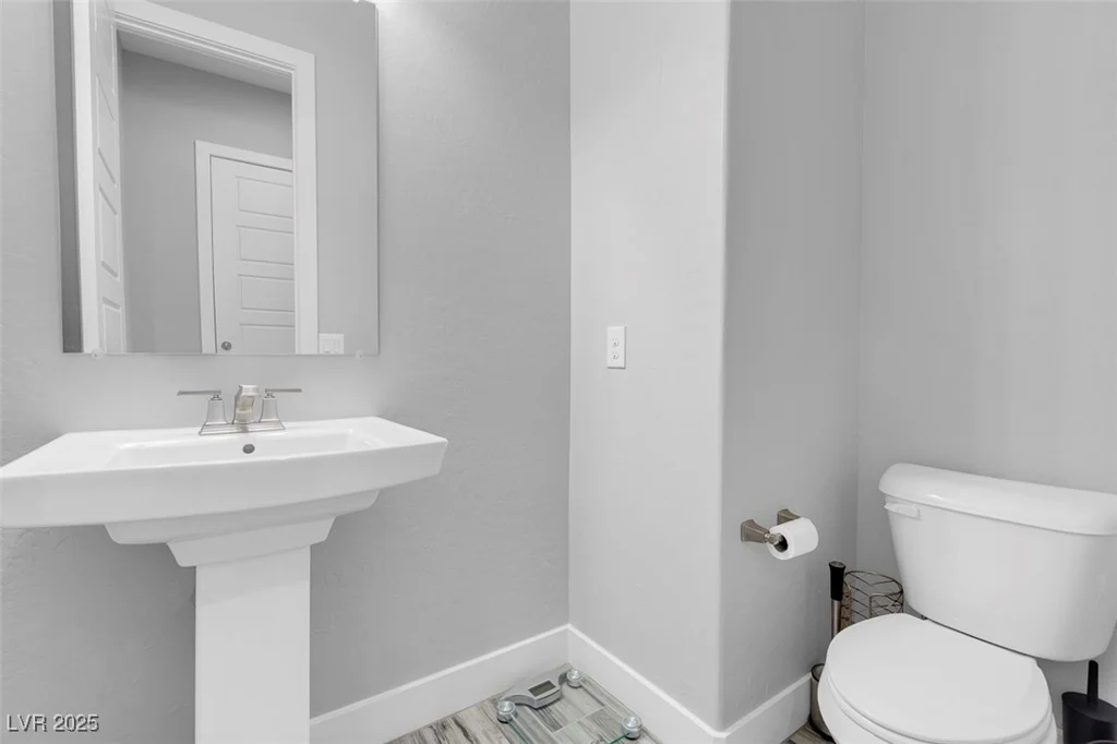 351 Dandelion Brook Ct, Las Vegas, NV 89148