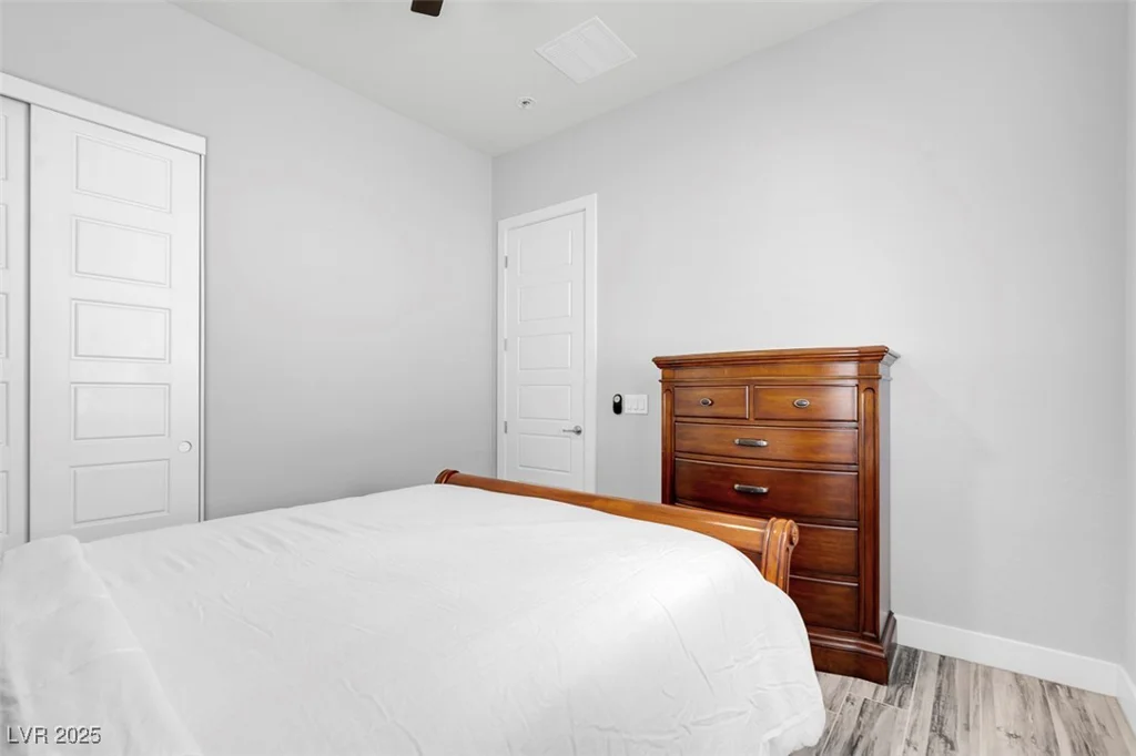 351 Dandelion Brook Ct, Las Vegas, NV 89148