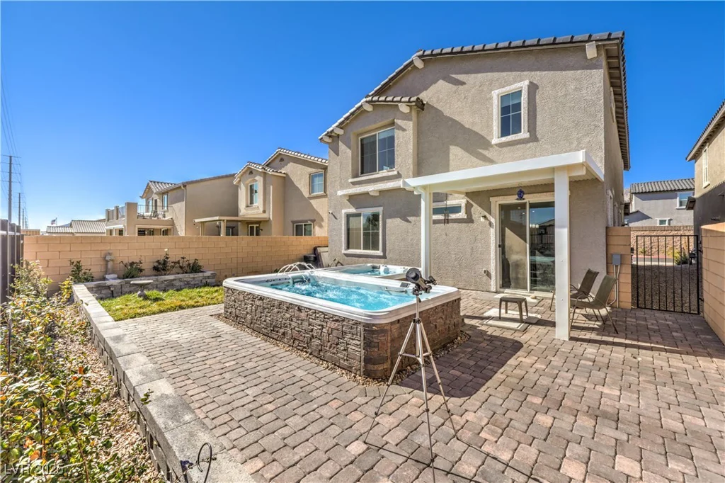 6850 Sweet Bay, Las Vegas, NV 89166
