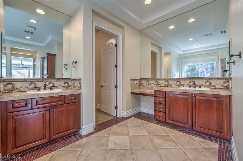 1477 Foothills Village, Henderson, NV 89012