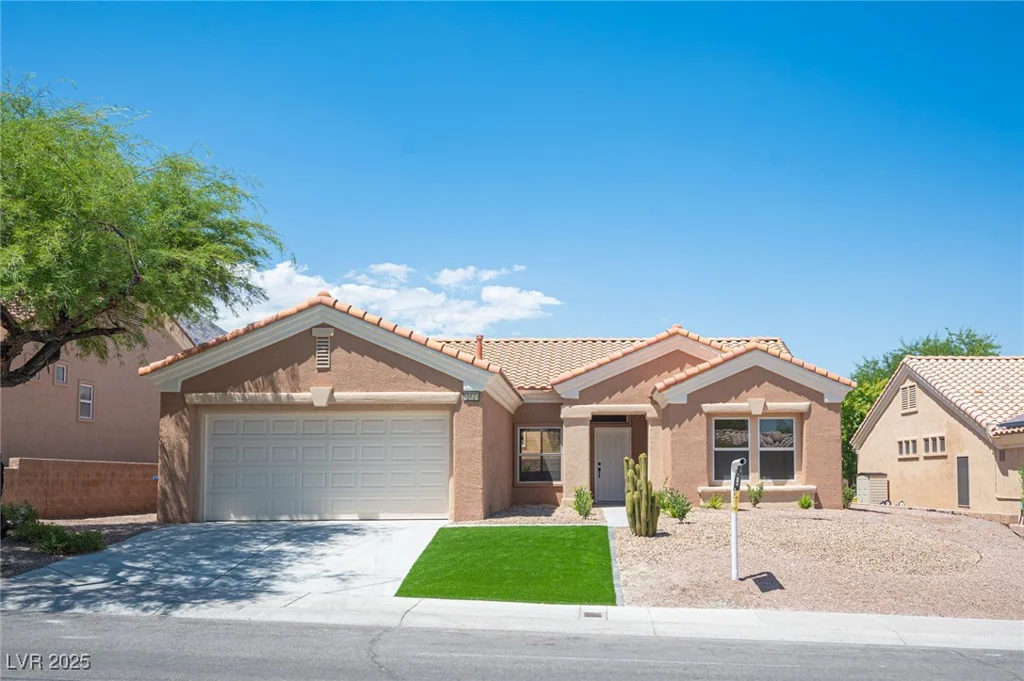 10624 Mission Lakes, Las Vegas, NV 89134