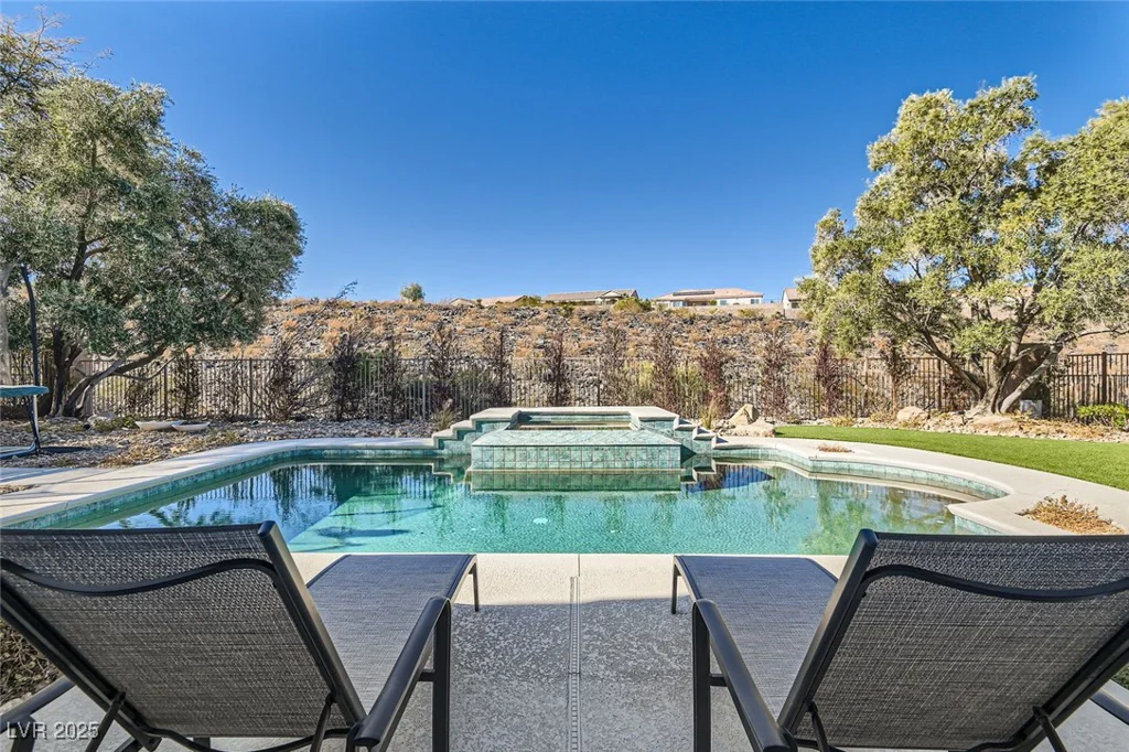 21 Levan Hills, Henderson, NV 89052