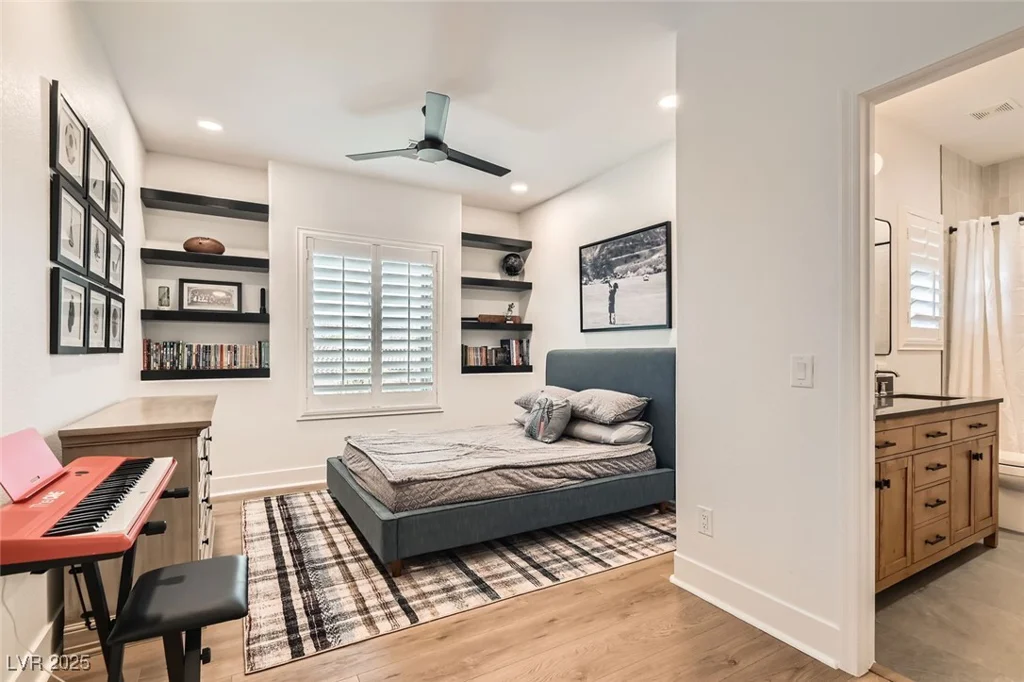 21 Levan Hills, Henderson, NV 89052
