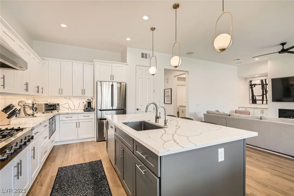 21 Levan Hills, Henderson, NV 89052