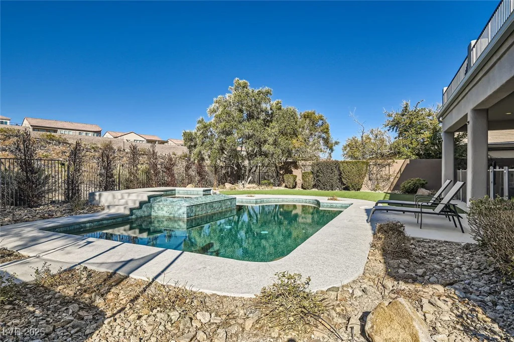 21 Levan Hills, Henderson, NV 89052