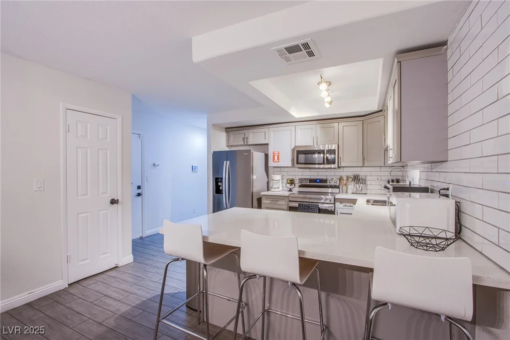 413 Estella, Las Vegas, NV 89107
