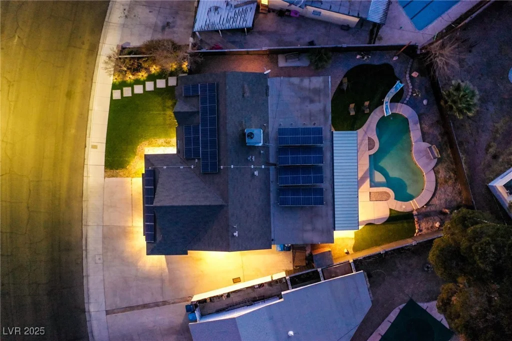 413 Estella, Las Vegas, NV 89107