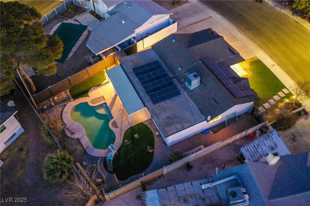 413 Estella, Las Vegas, NV 89107