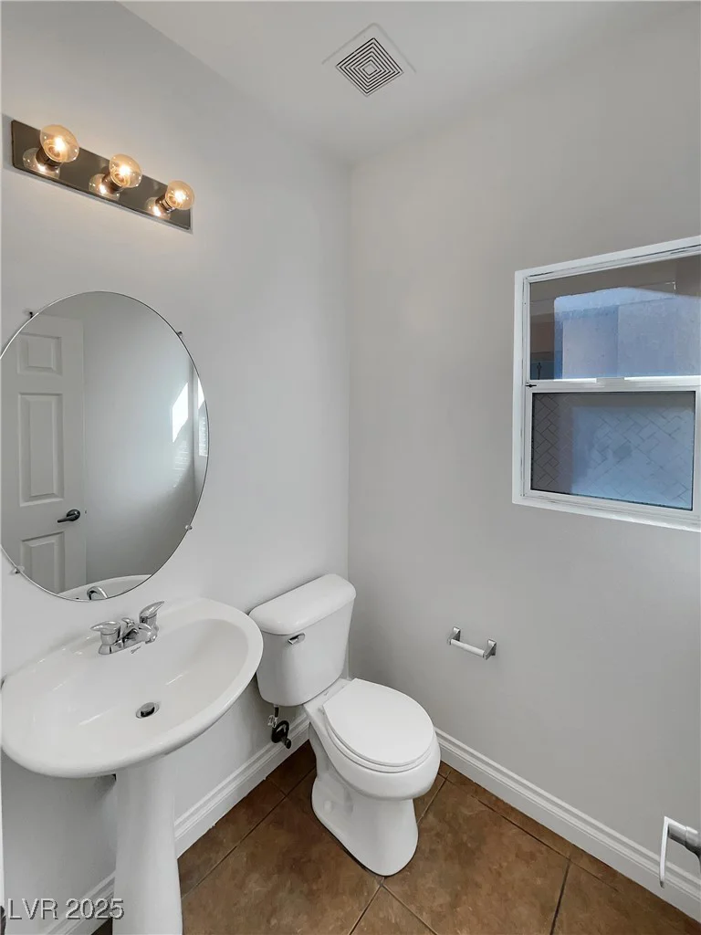 1236 Maple Pines, North Las Vegas, NV 89081