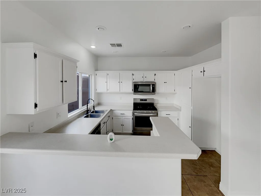 1236 Maple Pines, North Las Vegas, NV 89081