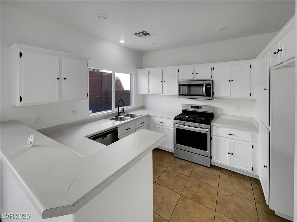 1236 Maple Pines, North Las Vegas, NV 89081