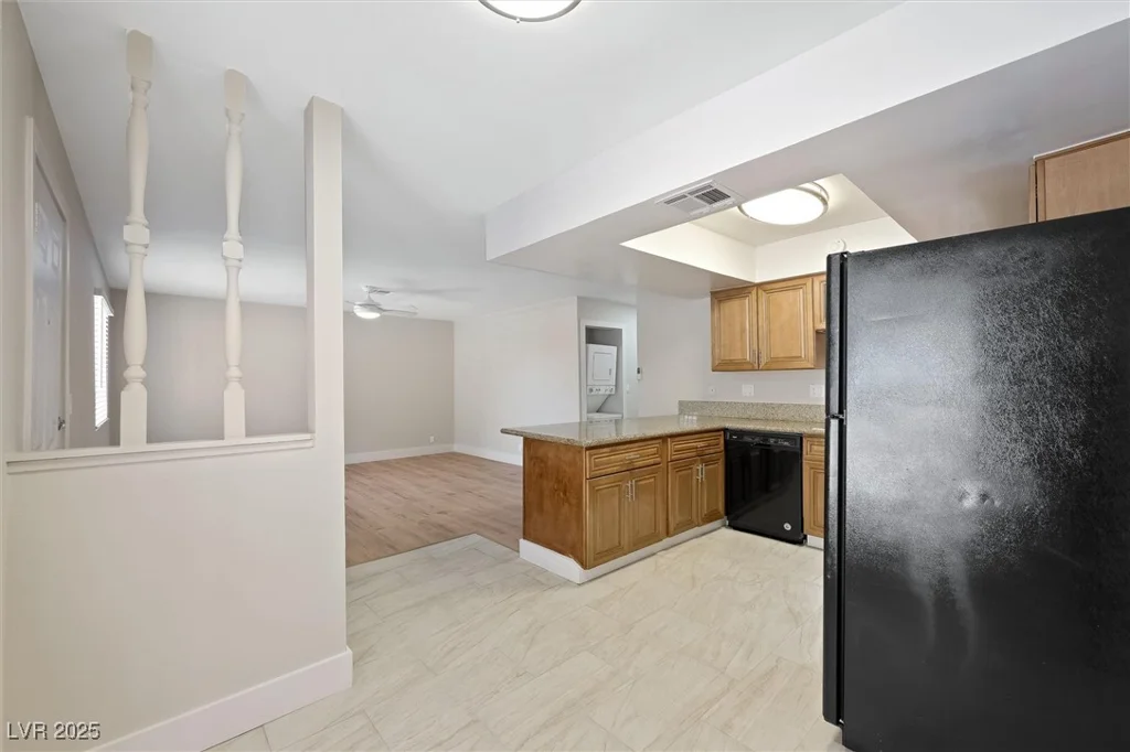 4300 Lamont, Las Vegas, NV 89115