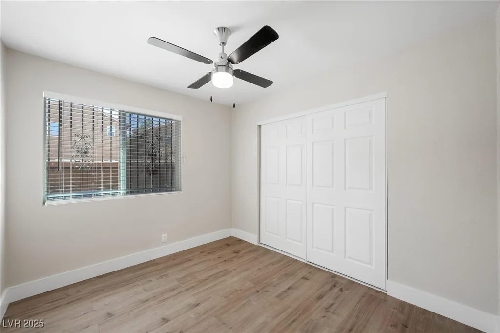 4300 Lamont, Las Vegas, NV 89115