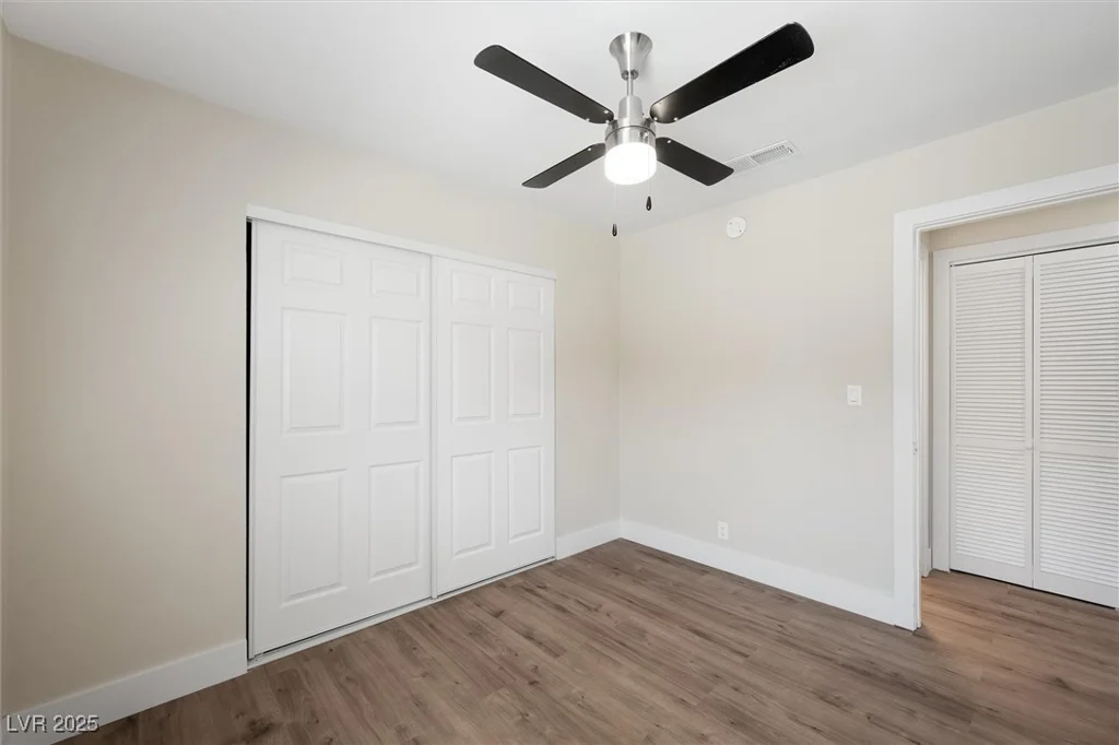 4300 Lamont, Las Vegas, NV 89115