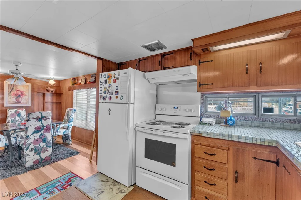 6163 Mount Rainier, Las Vegas, NV 89156