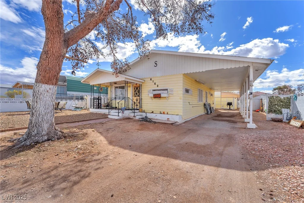 6163 Mount Rainier, Las Vegas, NV 89156