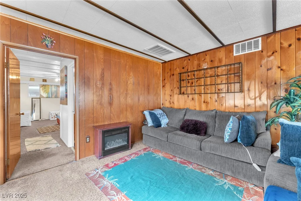 6163 Mount Rainier, Las Vegas, NV 89156