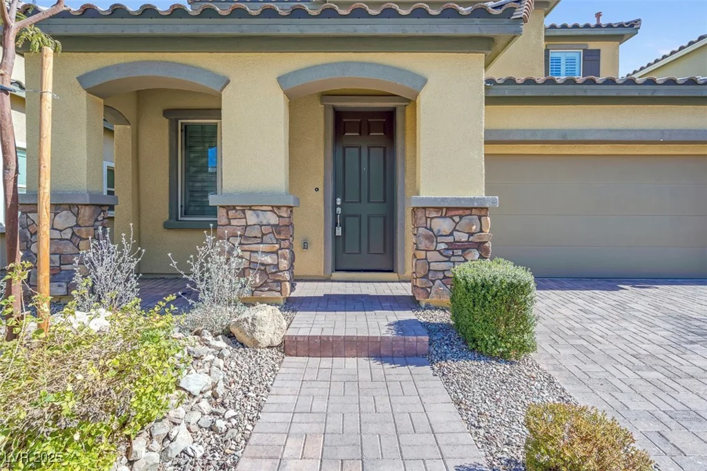 12836 Alcores, Las Vegas, NV 89141