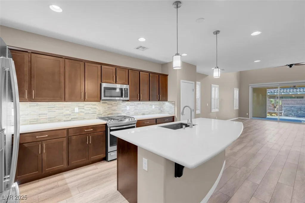 12836 Alcores, Las Vegas, NV 89141